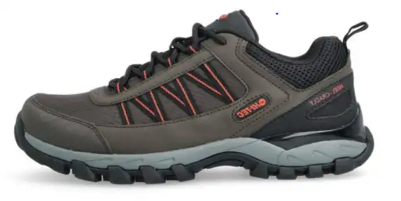 Hi Tec Pinnacle Low Chocolate Fiesta flipped.jpg